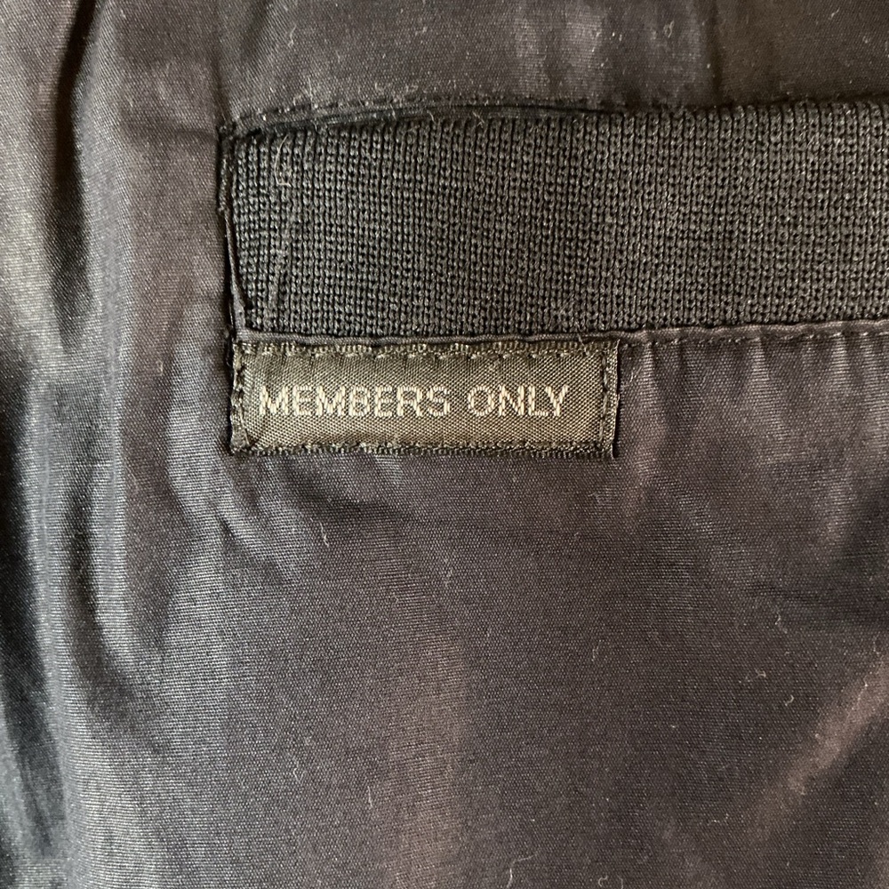 Members Only Black Men’s Large Zip Bomber Jacket - Picture 2 of 4